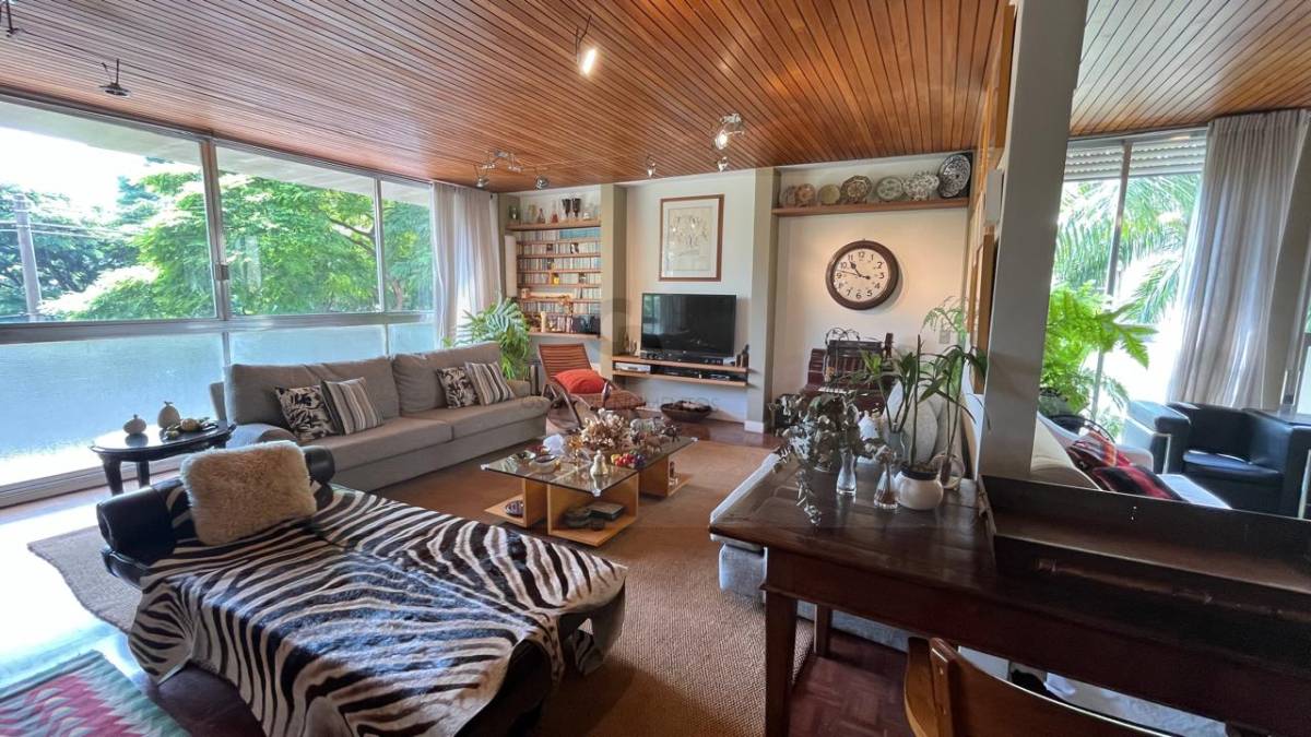 Apartamento amplo de arquiteto renomado - GS Empreendimentos