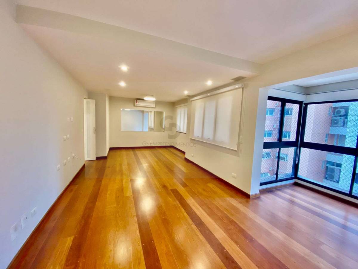 Apartamento com três dormitórios, uma suíte e três vagas de garagem. Pertinho do Parque - GS Empreendimentos