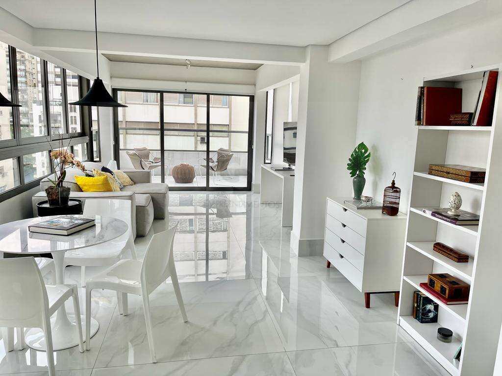 Cobertura triplex em edifício moderno - GS Empreendimentos